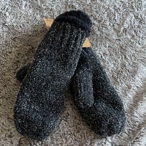 Black and Silver Mittens.